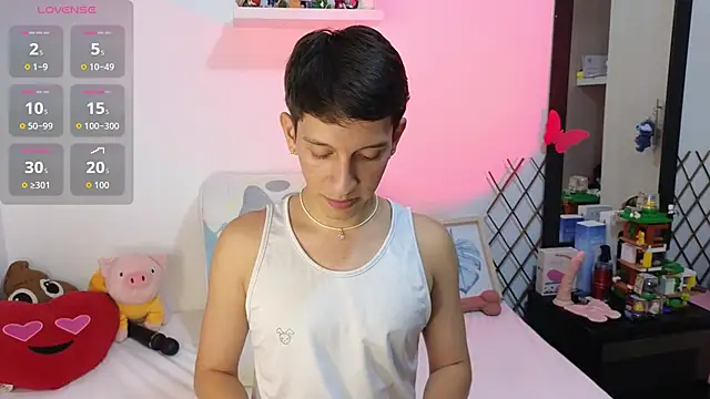 milky  boy  online show from 11/09/25, 04:27