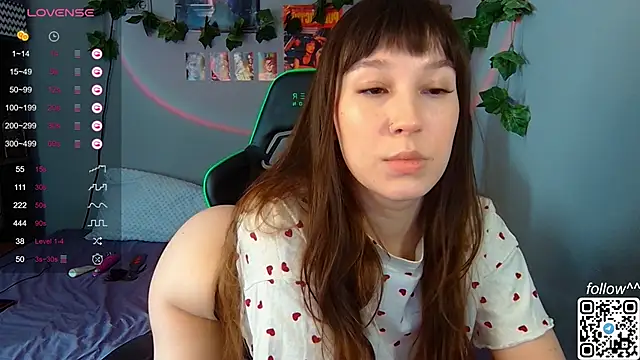 Snapshot of Cutie_Vicky chatting on 01/24/25, 05:31 Cutie Vicky online show from 01/24/25, 05:31
