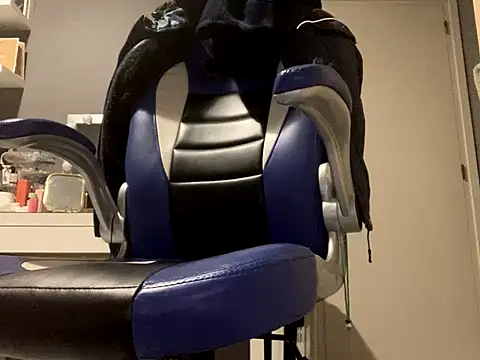 oscaar mb22 online show from 11/10/25, 09:03