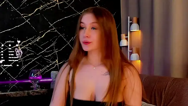 EdithHaskell online show from 03/11/25, 02:29