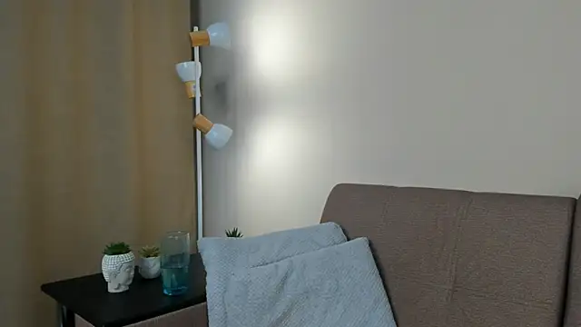 EdithHaskell online show from 02/07/25, 04:56