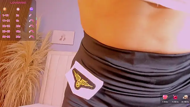 Paula-Brown1 online show from 10/28/25, 07:13