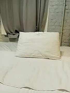 Snapshot of Rowena_Vonnie chatting on 03/05/25, 10:44 Rowena Vonnie online show from 03/05/25, 10:44