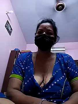 Snapshot of Tamil_sreelekha chatting on 03/12/25, 09:13 Tamil sreelekha online show from 03/12/25, 09:13
