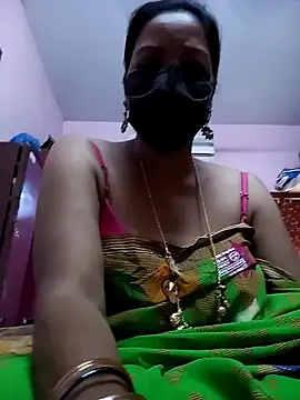 Snapshot of Tamil_sreelekha chatting on 01/22/25, 04:55 Tamil sreelekha online show from 01/22/25, 04:55