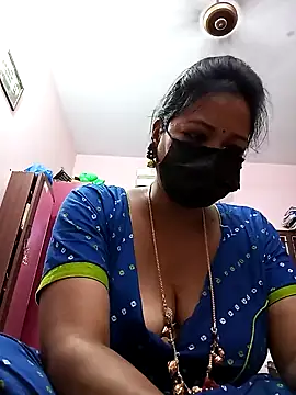 Snapshot of Tamil_sreelekha chatting on 02/08/25, 05:29 Tamil sreelekha online show from 02/08/25, 05:29