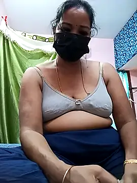 Snapshot of Tamil_sreelekha chatting on 10/02/25, 05:33 Tamil sreelekha online show from 10/02/25, 05:33
