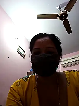 Snapshot of Tamil_sreelekha chatting on 01/24/25, 05:21 Tamil sreelekha online show from 01/24/25, 05:21