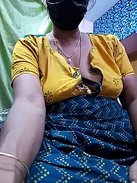 Snapshot of Tamil_sreelekha chatting on 09/26/25, 04:47 Tamil sreelekha online show from 09/26/25, 04:47