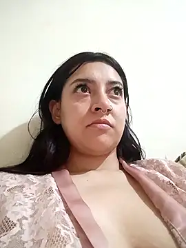 CORALINE GREYM online show from 11/12/25, 01:54