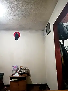 CORALINE GREYM online show from 11/03/25, 05:45