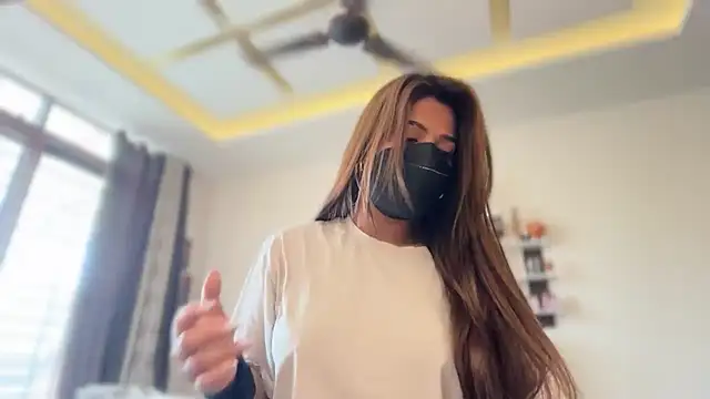 Hotty-Sana online show from 02/19/26, 06:10