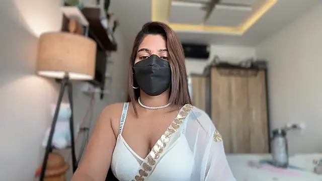 Hotty-Sana online show from 04/01/26, 05:31