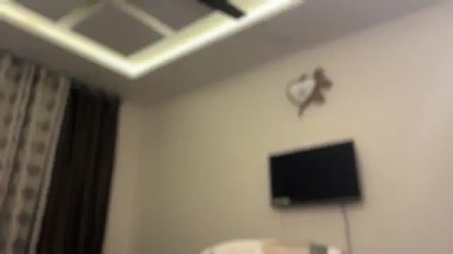 Hotty-Sana online show from 12/17/25, 04:23