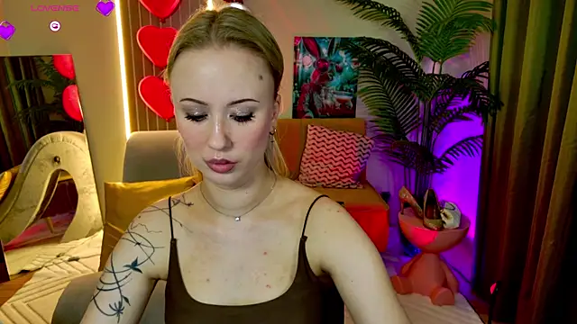 SashaBrooks online show from 05/04/26, 02:20