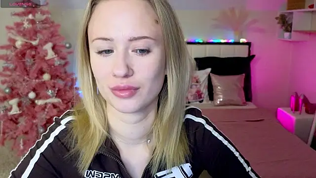 SashaBrooks online show from 01/08/26, 01:50