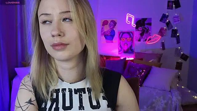 SashaBrooks online show from 01/13/26, 01:59