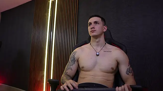 JacksonOlsenn online show from 02/10/26, 08:52