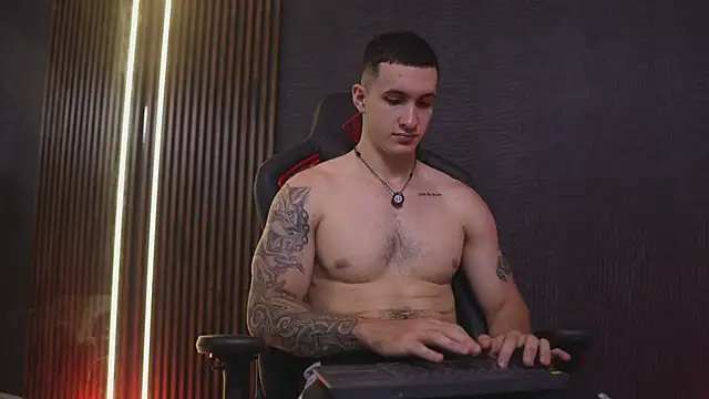 JacksonOlsenn online show from 03/31/26, 08:55