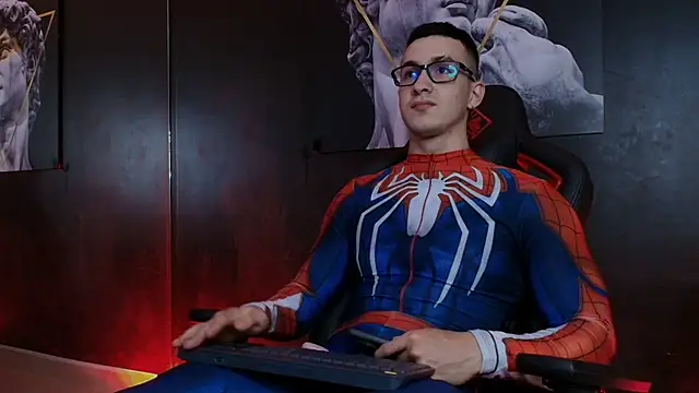 JacksonOlsenn online show from 10/31/25, 09:11