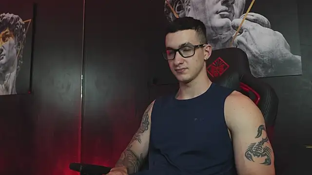 JacksonOlsenn online show from 11/04/25, 09:07