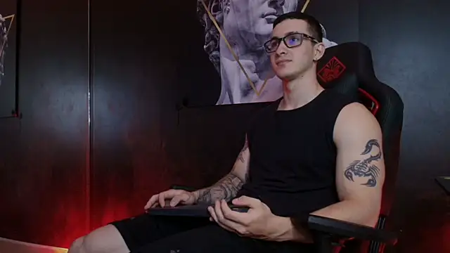 JacksonOlsenn online show from 10/27/25, 08:43