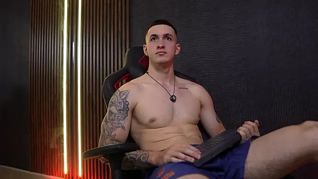 JacksonOlsenn online show from 02/14/26, 08:53