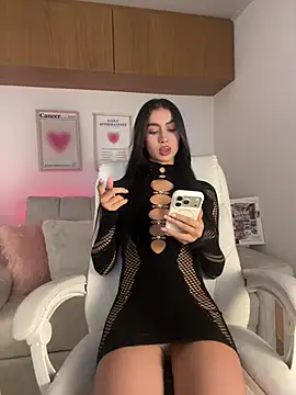 maddy bronw  online show from 03/20/26, 10:22