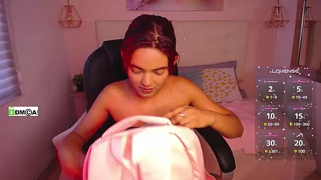 Cristal  adams online show from 03/14/25, 12:51