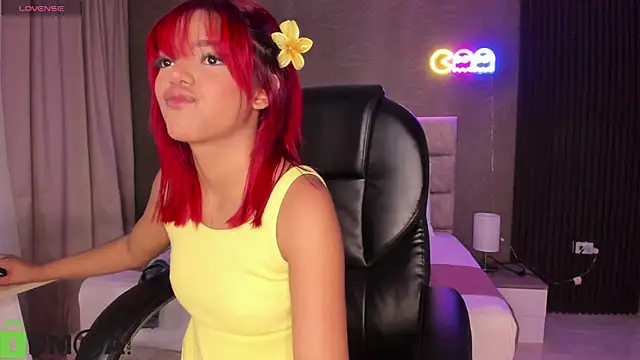 Cristal  adams online show from 09/14/25, 12:38