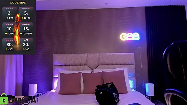 Cristal  adams online show from 10/19/25, 12:19