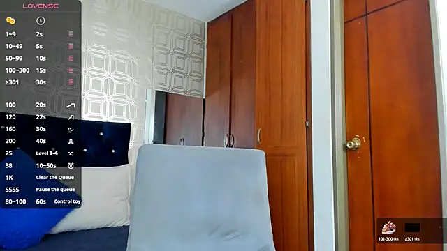 evelyn wine online show from 02/25/25, 07:38