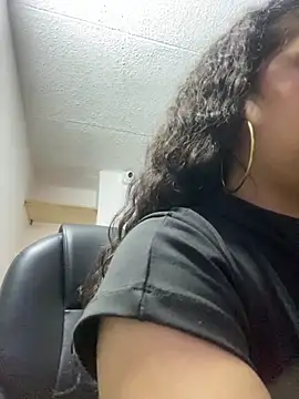 NINA 18 YEARS online show from 10/22/25, 07:13