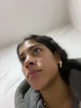 NINA 18 YEARS online show from 11/17/25, 08:24