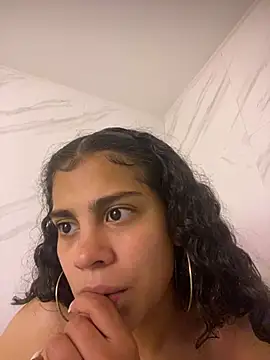 NINA 18 YEARS online show from 02/18/25, 12:48
