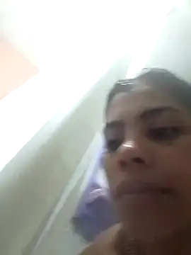 NINA 18 YEARS online show from 10/12/25, 07:59