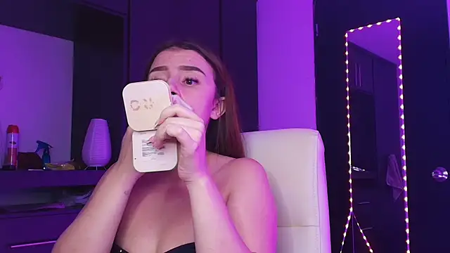 TinaJonnes  online show from 04/14/26, 06:40