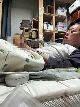 Snapshot of matilda08papars3 chatting on 12/04/25, 08:30 matilda08papars3 online show from 12/04/25, 08:30