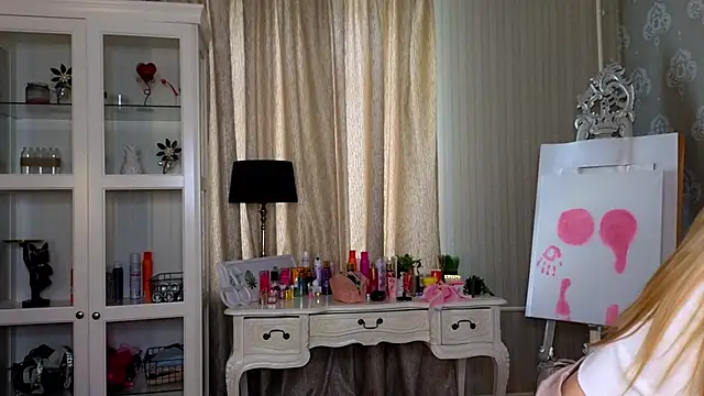 AnneFoxy online show from 03/20/26, 07:20