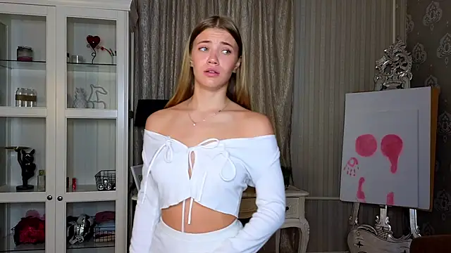 AnneFoxy online show from 10/19/25, 07:33