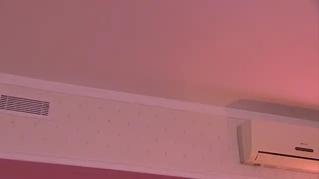 AngeliqueSkye online show from 02/21/25, 12:49