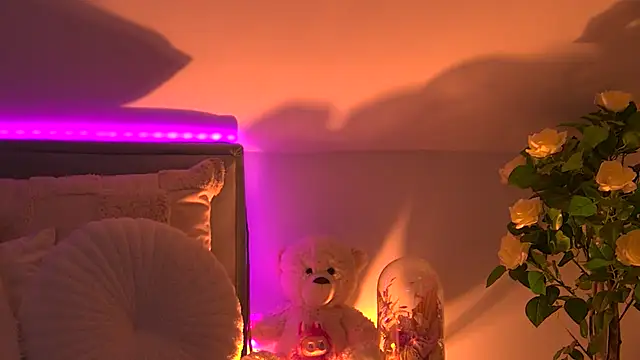 AngeliqueSkye online show from 10/30/25, 04:22