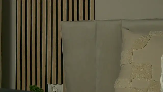 AngeliqueSkye online show from 10/03/25, 03:20