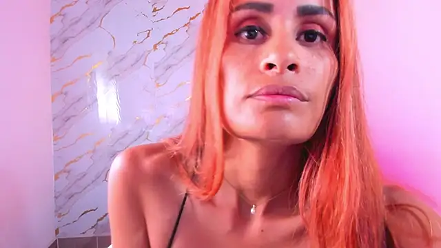 Snapshot of coralcarter1 chatting on 09/09/25, 02:04 coralcarter1 online show from 09/09/25, 02:04