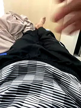 alex-riadh online show from 10/16/25, 08:17