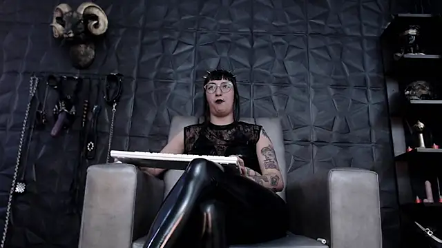 Agata Darkness online show from 03/01/25, 02:34