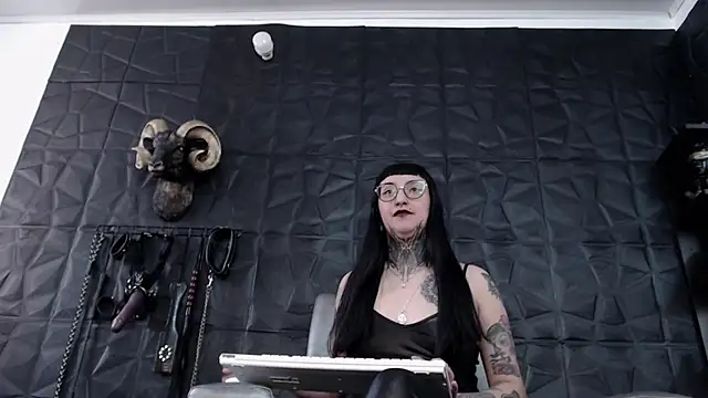 Agata Darkness online show from 09/08/25, 07:35