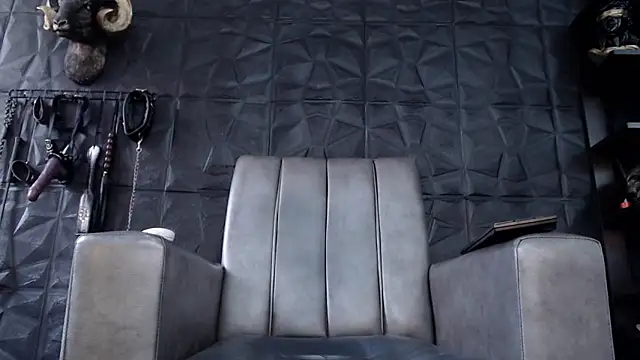 Agata Darkness online show from 11/28/25, 07:58