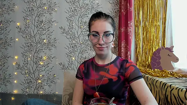 Mary0Lou online show from 01/26/25, 08:25