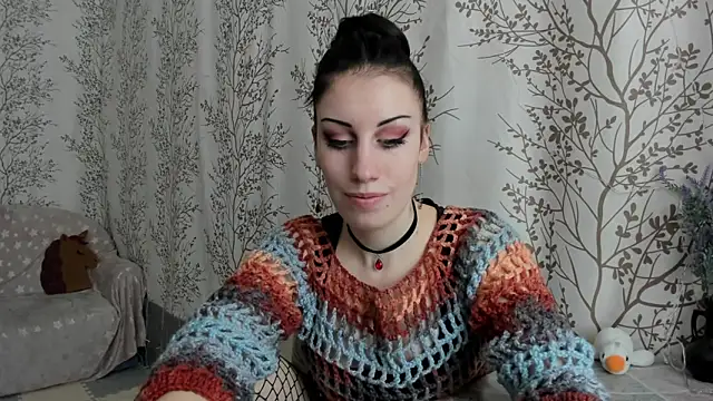 Mary0Lou online show from 12/08/24, 06:22